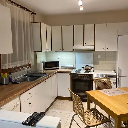 Ano Poli With Yard Apartment